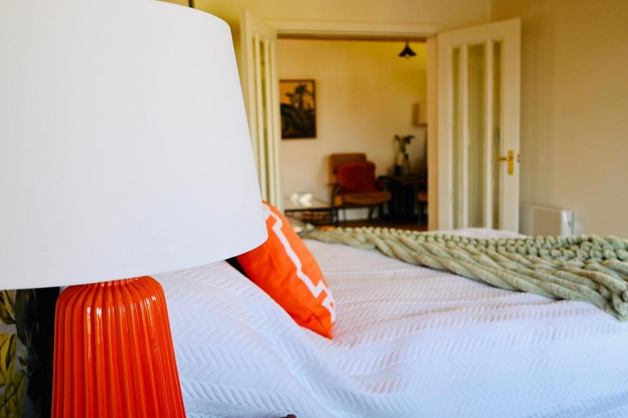 The Stables Hideaway Villa Llanelli Bagian luar foto